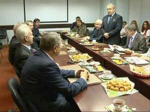 Первым делом самолеты — для летчиков-Героев Отечества…