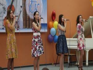 На днях в малом зале КДЦ Сатурн со сцены звучали…