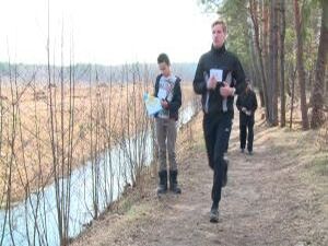 В минувшее воскресенье на берегу озера Стрелка собрались…