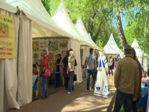 Подходи, честной народ, – ярмарка тебя ждет! Промыслы…