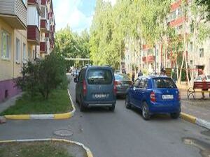 Чтобы сократить путь, либо объехать дорожную пробку…