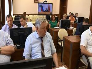 Здравоохранение, решение вопроса с обучением школьников…