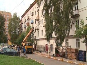 На улице Карла Маркса в доме №6 ведутся работы по…