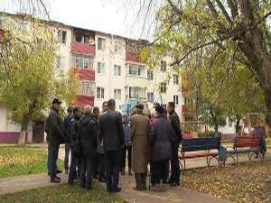 Рабочая 10, Карла Маркса 4 и 6, Космонавтов 18. Жителей…