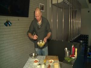 Во многих странах  мира во вторую пятницу октября…