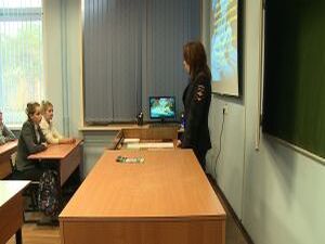 Ежемесячно во всех образовательных учреждениях…