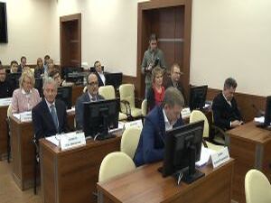 Городские депутаты приняли к рассмотрению проект о…