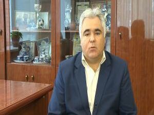 Уважаемые телезрители, прослушайте важную информацию из…