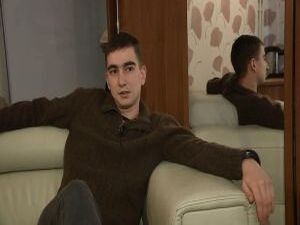 Раз дорожка, два дорожка — человека нет немножко. По…