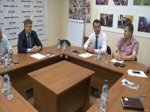 Проблему раздельного сбора мусора обсудили за круглым…