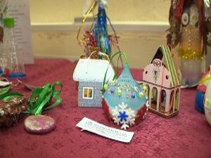 Ёлочные игрушки, поздравительные открытки  для Дедушки…