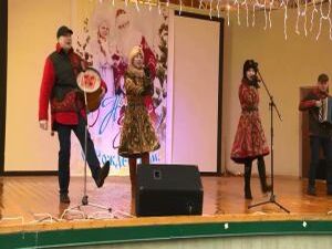 Коляда пришла накануне Рождества, а значит  просидеть…