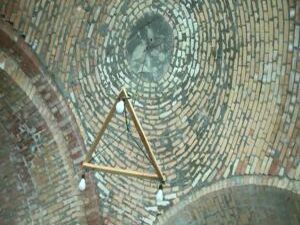 В микрорайоне Холодово продолжаются отделочные работы в…