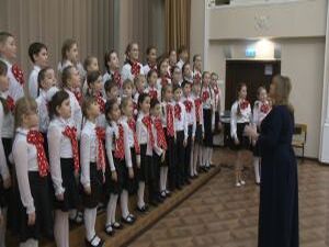 14 коллективов  из 10 образовательных учреждений…