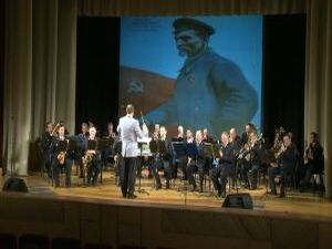 «Рожденная революцией…» — патриотическая программа…