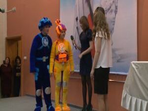 Они работают и в праздники и в выходные. Поднимают…