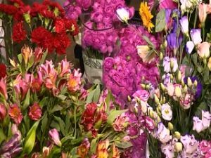 Считается, что труд флориста был востребован ещё в…