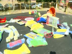 Бронзовый почтальон и цветочный слон. Какие…