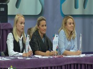 2 октября, на главной арене дворца спорта…