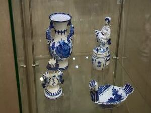 К другим новостям. 30 ноября гжельской художнице Зинаиде…