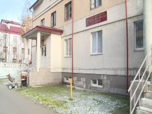 Почему подростки начинают пробовать наркотики? И как…