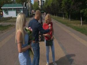 Дарить цветы женщинам нужно без повода. Так считает…