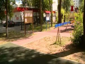 В летний период увеличивается число обращений по поводу…