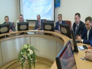 Оперативное совещание сегодня состоялось в здании…