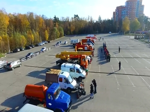 Сегодня на стоянке стадиона «Сатурн» состоялся смотр…