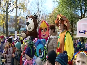 Горячий чай, различные сладости и море хорошего…