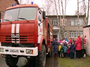 Специалисты Ильинской пожарной части приехали в гости к…