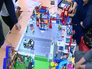 «Надо верить в дружбу, надо верить в робота!» — под…