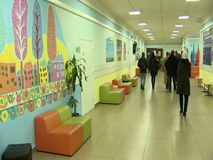 Виктор Неволин оценил работу двух школ в поселке…