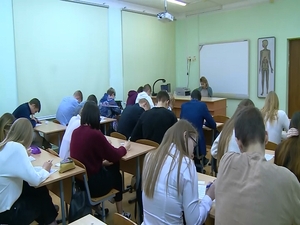 Ученики Дергаевской 23-й школы, парламентарии и депутаты…