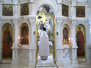 В Рождественскую ночь во всех храмах Раменского…