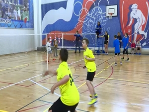 А теперь о спортивной жизни в Раменском. Во дворце…