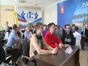 12 команд желающих проявить свою эрудицию и знания…