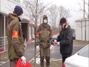 В деревне Островцы волонтеры ведут постоянное…