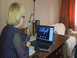 Все школы перешли на дистанционное обучение. Так время…