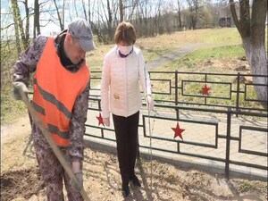 В Новохаритоновском поселении 2 памятника погибшим…