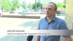 Накануне неизвестные лица (шутники) добавили шампунь в фонтан на площади молодёжи.