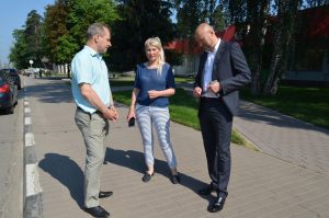 Депутат Совета депутатов Раменского городского округа, директор МКУ «ТУ Ильинский» С.В. Демин провел выездное совещание с представителем Раменского ГИБДД