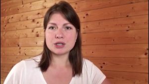 В отделениях почты России могут оформить страховку от укуса клеща.