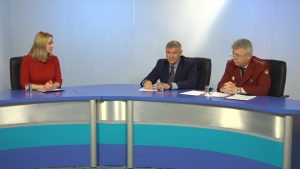 Вечерний диалог с начальником РПН А.В. Куликовым и И.Н. Халястовым, главным врачом «Раменской ЦРБ».