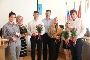 В Администрации Раменского г.о. детям-сиротам были вручены ключи от квартир.