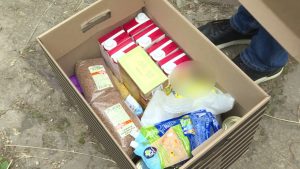15 малообеспеченных и многодетных семей в Кратово получили продуктовые наборы.
