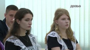 Один из самых актуальных вопросов на сегодня — это решение проблемы обучения детей во вторую смену.