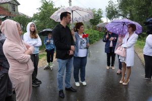 Глава Раменского г.о. Виктор Неволин встретился с жителями д. Минино с/п Гжельское.