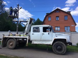 На территории МКУ ТУ «Гжельское» Раменского г.о. ведутся плановые работы по ремонту сетей уличного освещения