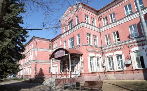 Главный врач Раменской ЦРБ И.Н.Халястов сообщил о ситуации с распространением коронавирусной инфекции.